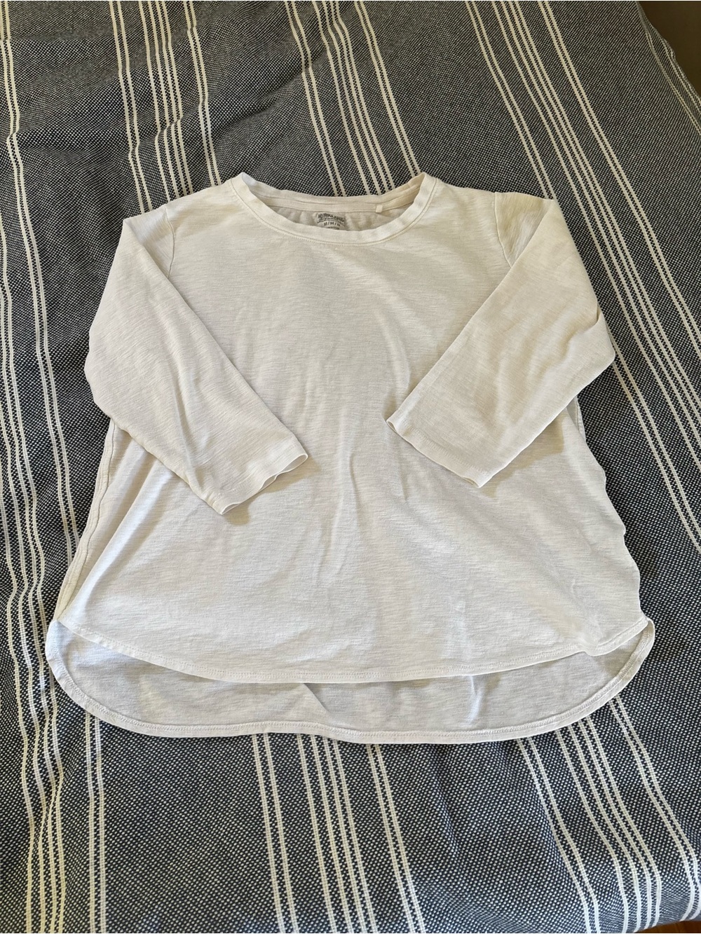 Kirkland Women's White Long Sleeve Crewneck Top, cotton
